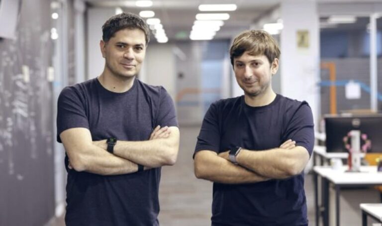 FlowX.AI se alătură ecosistemului IBM Cloud pentru Servicii Financiare