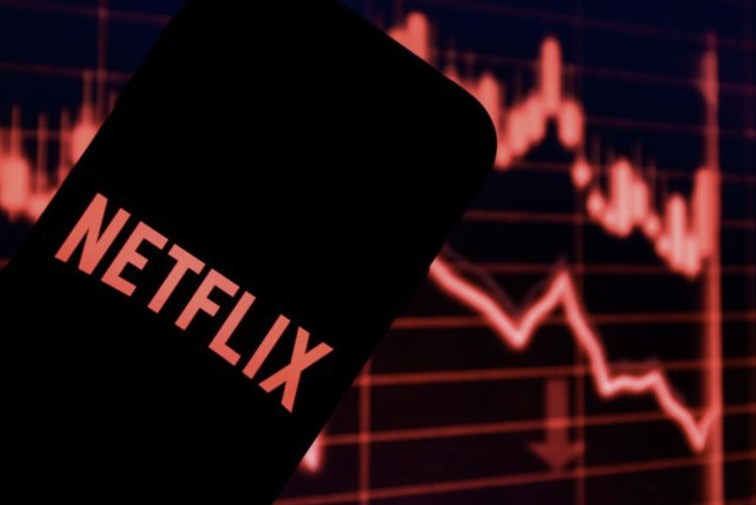 Netflix înregistrează prima pierdere de abonaţi dintr-un deceniu