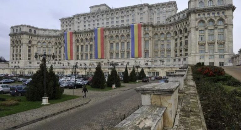 Cât va costa sala de conferințe care va fi ridicată temporar în parcarea Senatului pentru a găzdui 2.000 de oficiali din toată lumea – proiect de HG