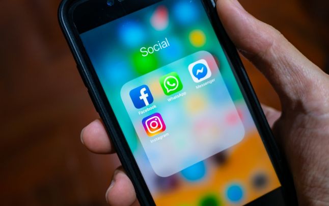 Instagram adaugă posibilitatea ştergerii conturilor pe iPhone
