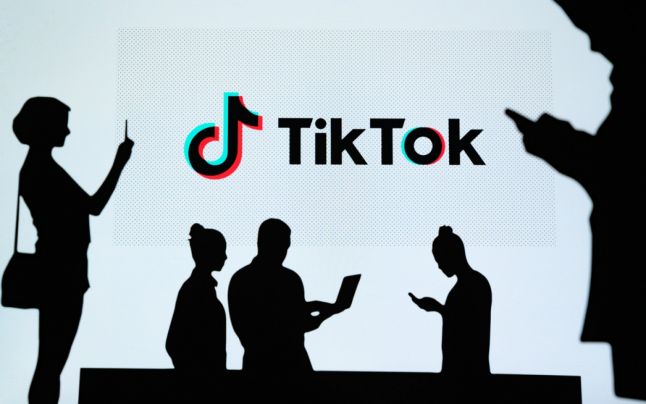 TikTok a amânat marţi modificările aduse politicii de confidenţialitate pentru publicitate direcţionată, la criticile UE