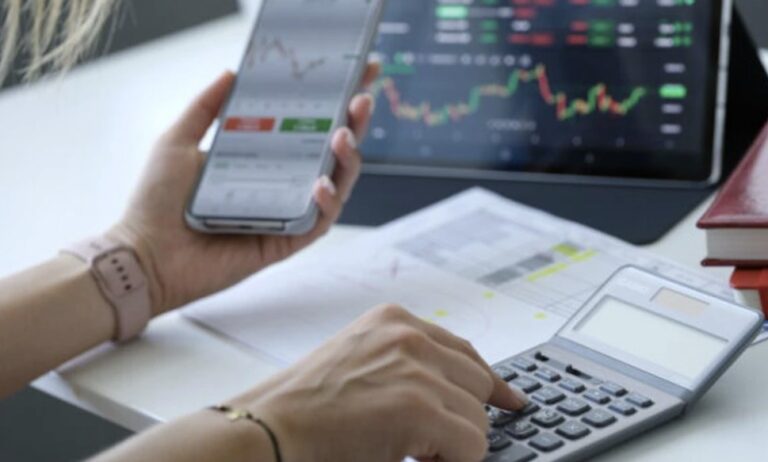 ANAF controlează veniturile obținute de români din criptomonede și NFT-uri: care sunt recomandările specialiștilor pentru investitori pentru a nu risca infracțiuni de evaziune fiscală