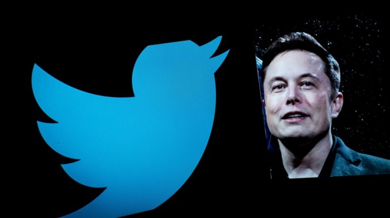 Fortune: Bizara poveste privind intenţia lui Elon Musk de a cumpăra Twitter ar putea reprezenta o acoperire pentru o serie de vânzări de acţiuni Tesla în valoare de 8,5 mld. dolari