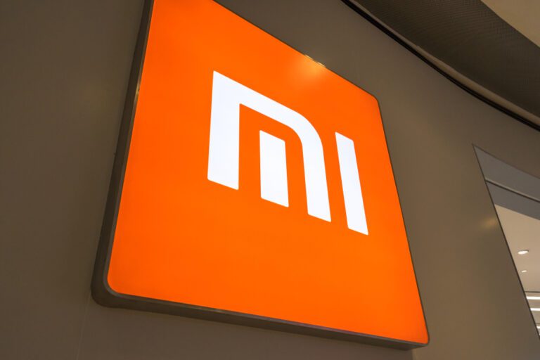 Xiaomi raportează venituri în scădere cu 20% în trimestrul doi, afectate de restricţiile aferente Covid-19 din China