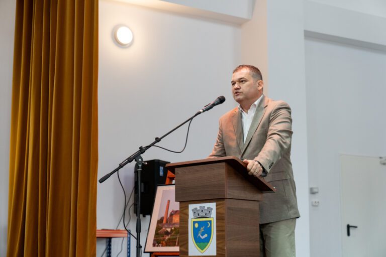 Ministerul Dezvoltării investeşte peste 100 milioane lei în construirea unui nou cămin studenţesc pentru Universitatea Politehnică din Capitală