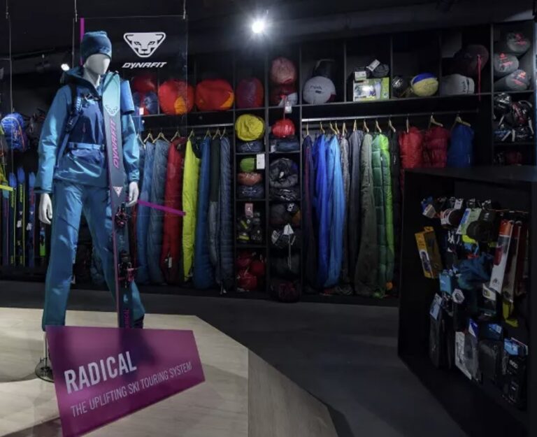 8a, unul dintre cele mai populare magazine online din Polonia, vine în România, unde se bate cu Decathlon