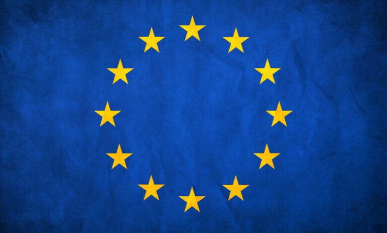 Uniunea Europeană vrea să implementeze reguli în legătură cu durata de viață a telefoanelor și tabletelor