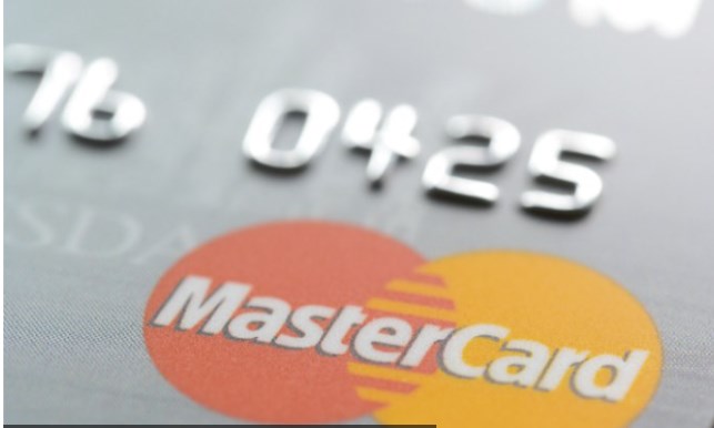 Mastercard: Care este relația românilor cu plățile electronice