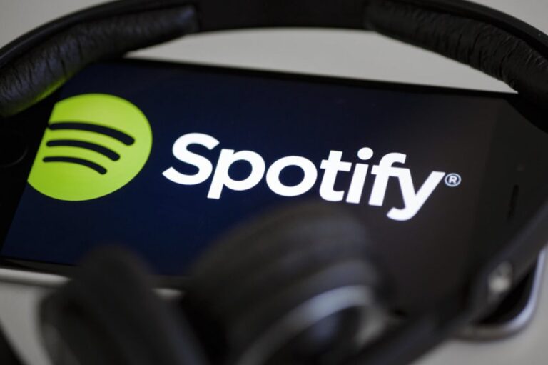 Spotify concurează Audible, serviciul de cărţi audio al Amazon, cu un serviciu propriu în Statele Unite