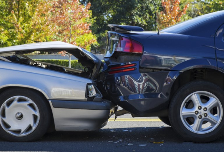 BAAR anunţă lansarea aplicaţiei digitală Amiabila, prin care şoferii vor putea să îşi completeze în format electronic formularul de constatare amiabilă de accident