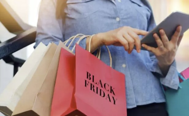 Se apropie reducerile de sezon. România, în top 10 european la căutările legate de Black Friday pe Google