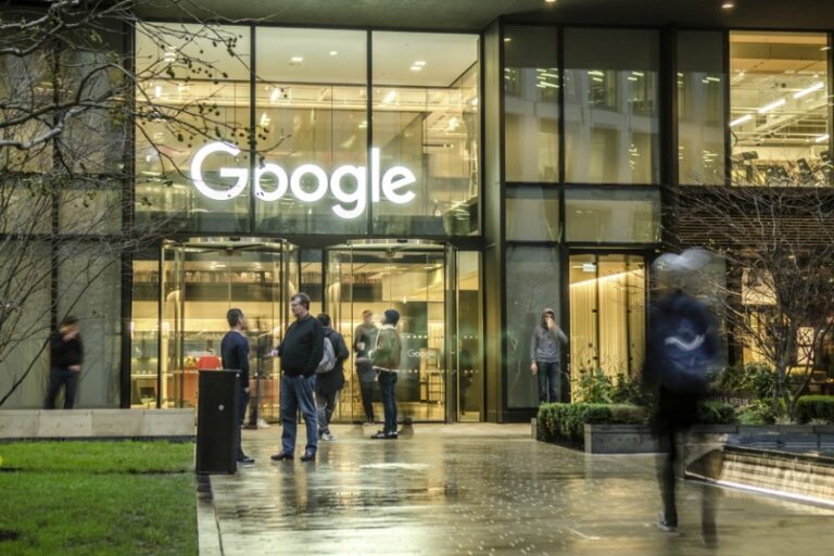 India amendează Google cu 113 milioane de dolari pentru practici antitrust. Aceasta este cea de-a doua amendă primită într-o lună de gigantul tehnologic