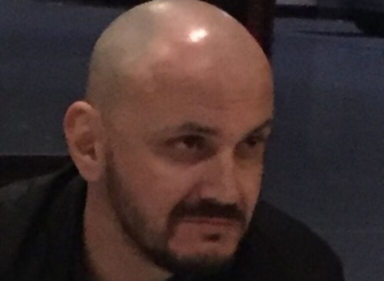 Fostul deputat Sebastian Ghiţă, trimis în judecată de DNA în dosarul în care este acuzat că a solicitat bani unor firme IT pentru contracte având ca beneficiari instituţii publice