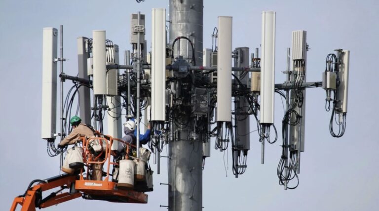 ANCOM anunţă, marţi, rezultatele licitaţiei pentru acordarea de utilizare a frecvenţelor 5G