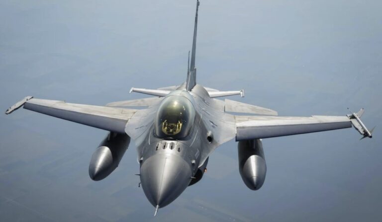 Armata României vine la Bucharest Gaming Week cu trei simulatoare de zbor, între 12 și 13 noiembrie la Palatul Parlamentului