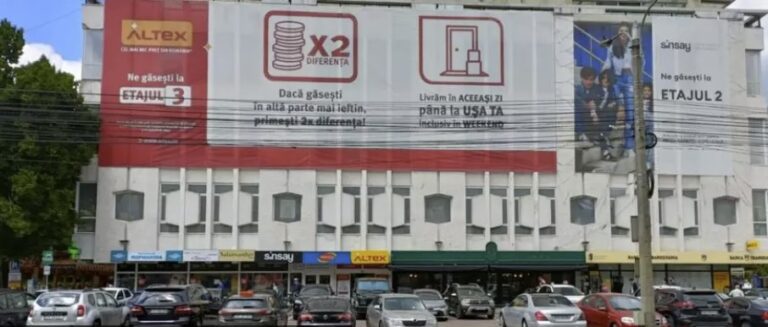 Fratele geamăn al lui Ștefan Mandachi a cumpărat un centru comercial din grupul Altex