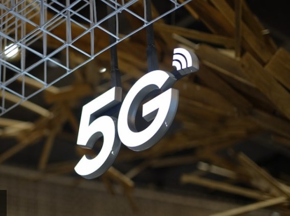 Statul va încasa peste 400 de milioane din licențele pentru frecvențe 5G de la Orange, RCS&RDS şi Vodafone