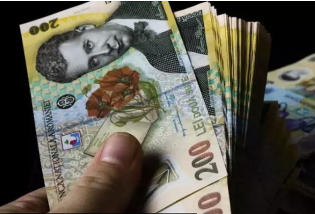 Top 5 domenii cu cele mai mari salarii din România. IT-ul nu mai e pe primul loc