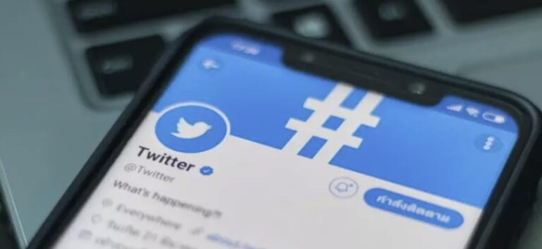 Efectul Musk: oamenii au început să posteze filme și seriale pe Twitter fiindcă nu mai are cine să le șteargă