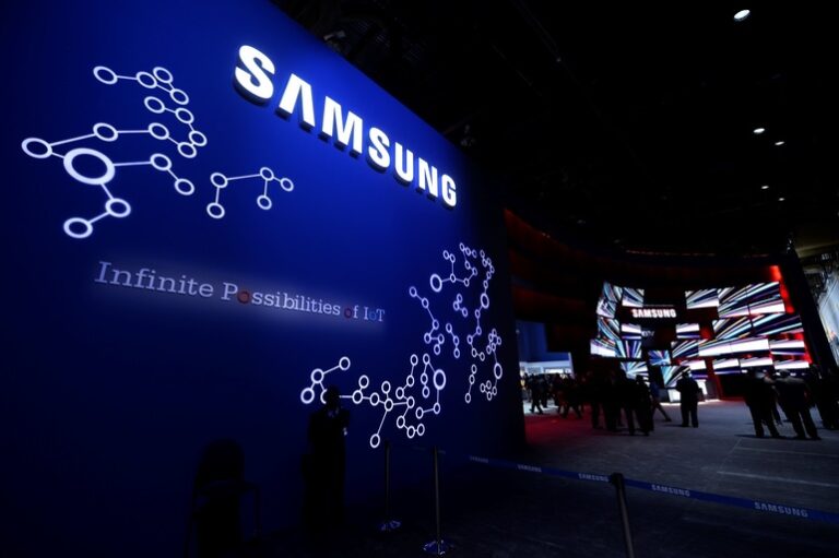 Profitul Samsung a avut cea mai mare scădere trimestrială din ultimii opt ani