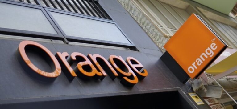 Orange se împrumută cu 500 milioane de euro pentru a dezvolta rețelele 5G și 4G