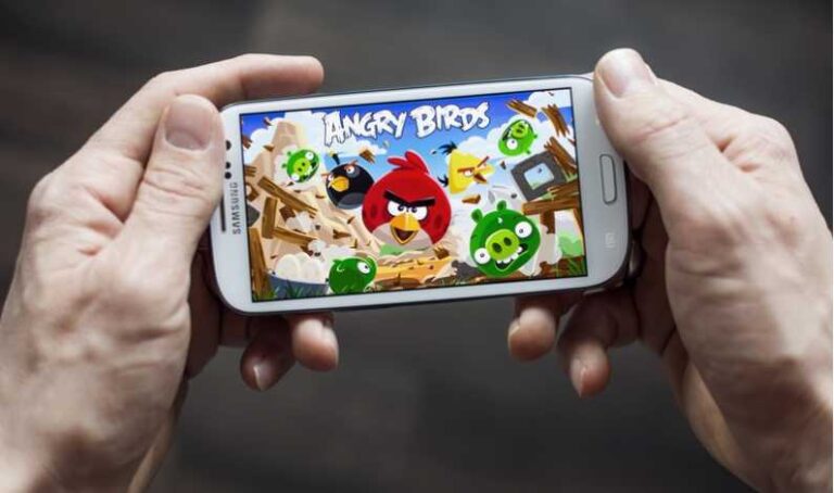 Sega vrea să cumpere producătorul Angry Birds cu 706 milioane EUR