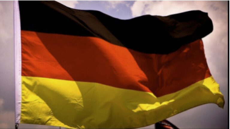 Germania examinează toate componentele chineze care sunt deja instalate în reţeaua 5G a ţării