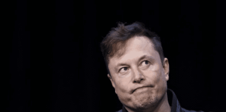 Musk anunţă ”în curând” apeluri audio şi video pe Twitter şi criptarea mesajelor private începând de miercuri