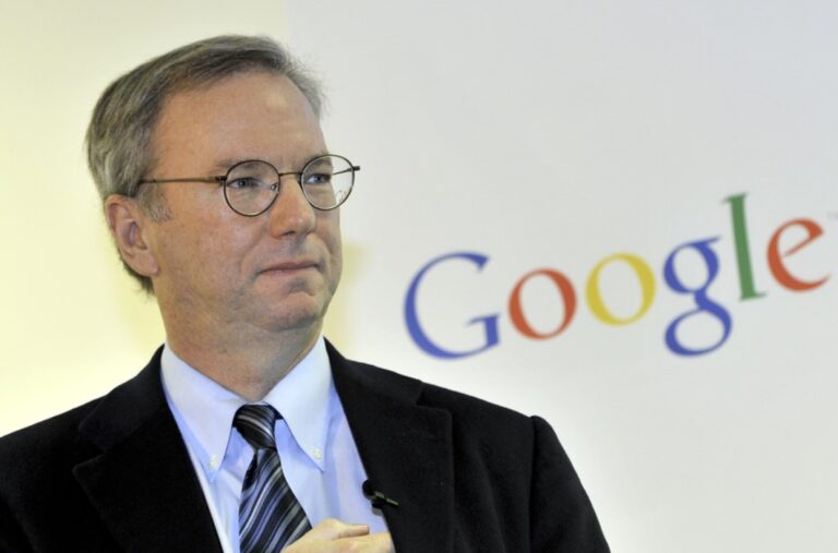 Inteligenţa artificială este un risc existenţial pentru oameni, de a fi răniţi sau ucişi, potrivit fostului şef al Google, Eric Schmidt