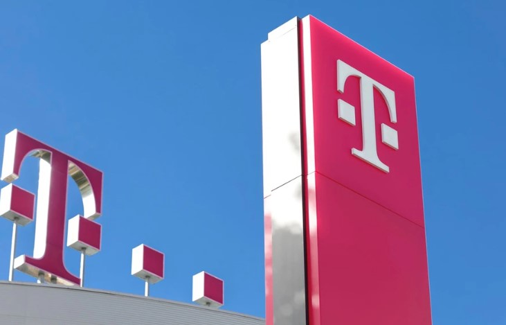 Telekom Romania Mobile anunță că oferă clienților acces la tehnologia 5G. Operatorul a lipsit de la licitația națională din 2022