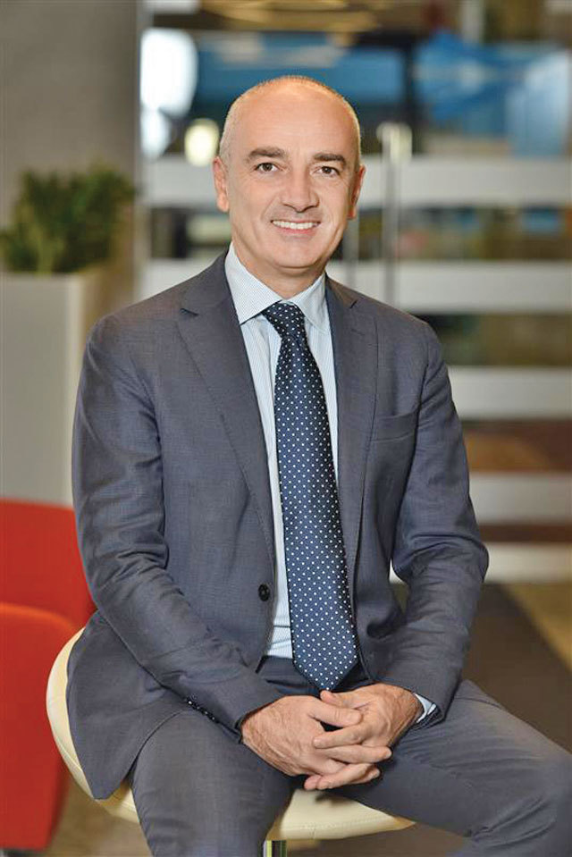 Gianrodolfo Tonielli, country managing director al Accenture România, cu peste 4.000 de angajaţi: Exodul creierelor a scăzut, acum IT-iştii găsesc aici oportunităţi ca în vest. „România a ajuns acum la un nivel comparabil cu cel al altor ţări în ceea ce priveşte activităţile şi tehnologiile.“