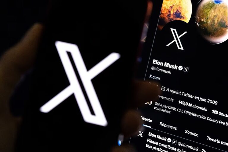 Elon Musk s-a răzgândit în privința uneia dintre modificările majore pe care le-a decis la „X”