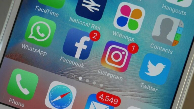 Meta le va permite utilizatorilor din UE să deconecteze între ele conturile de Facebook şi Instagram