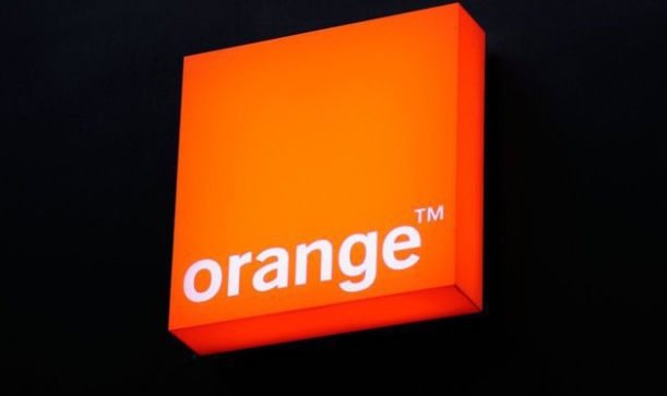 Orange va renunţa gradual la tehnologia 3G, din iunie 2024, şi va transfera clienţii spre reţele mai rapide şi mai eficiente. „În prezent traficul de date în reţeaua 3G reprezintă sub 3% din totalul realizat în reţeaua Orange, iar consumul de energie generat de 3G este de 11% din totalul reţelei”