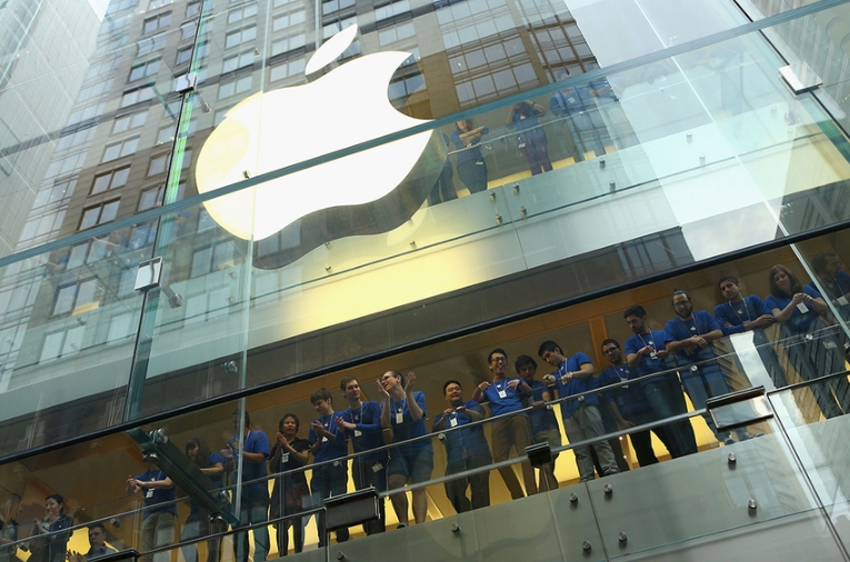 Apple a cumpărat un start-up specializat în tehnologii de AI pentru eficientizarea producţiei