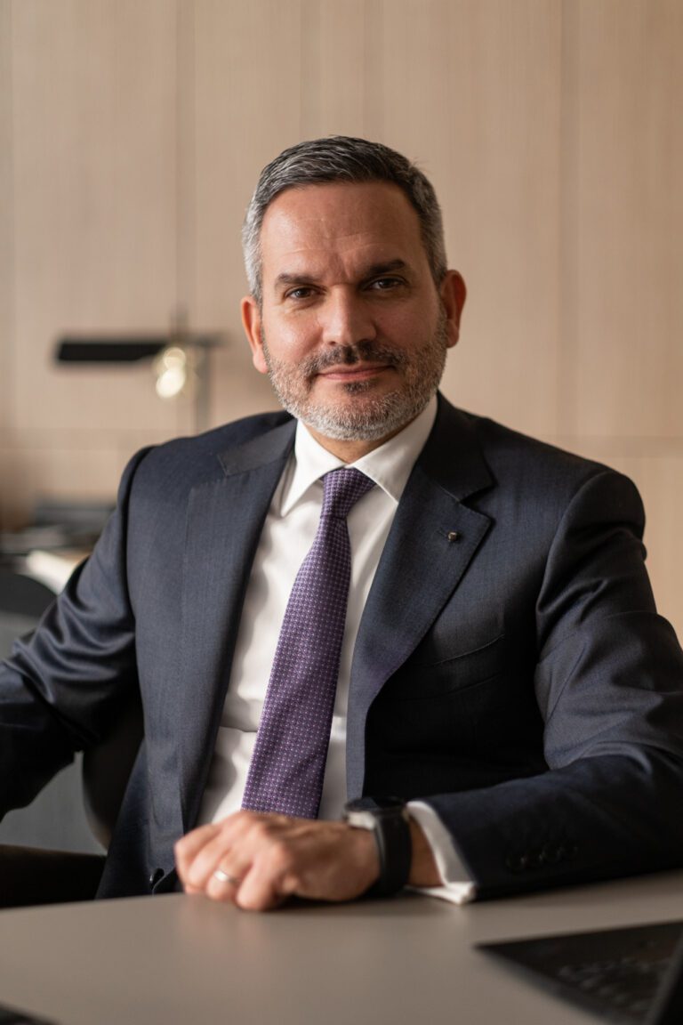 Banca Transilvania colaborează cu Microsoft pentru integrarea Inteligentei Artificiale în activitatea curentă a angajatilor, prin intermediul unor asistenti AI