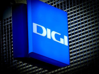 Bursă: Digi Communications anunţă că CEO-ul Serghei Bulgac va primi 80.000 de opţiuni pe acţiuni, echivalentul a 5,3 mil. lei, iar Valentin Popoviciu 60.000 dacă va atinge anumite criterii de performanţă