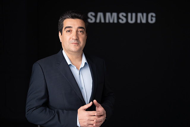 Victor Armăşelu, vicepreşedinte, Samsung Electronics România şi Bulgaria: Valoarea vânzărilor de televizoare de pe plan local s-a menţinut la circa 400 mil. euro în 2023. Per total s-au vândut aprox. 1,3 milioane de unităţi. Anul acesta sunt două evenimente sportive majore care ar putea impulsiona creşterea vânzărilor