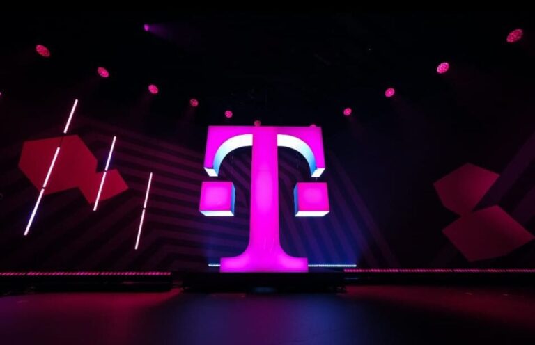 Telekom Romania Mobile devine partener de telecomunicaţii la Neversea. Update: După 8 ani, Telekom revine ca partener şi la Untold