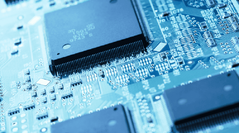 Producătorul sud-coreean de cipuri SK Hynix va investi 75 de miliarde de dolari în inteligenţă artificială, până în 2028