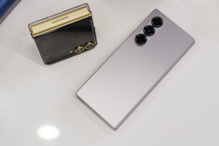 Samsung a prezentat smartphone-urile pliabile Galaxy Z Fold 6 și Z Flip 6. Cât vor costa