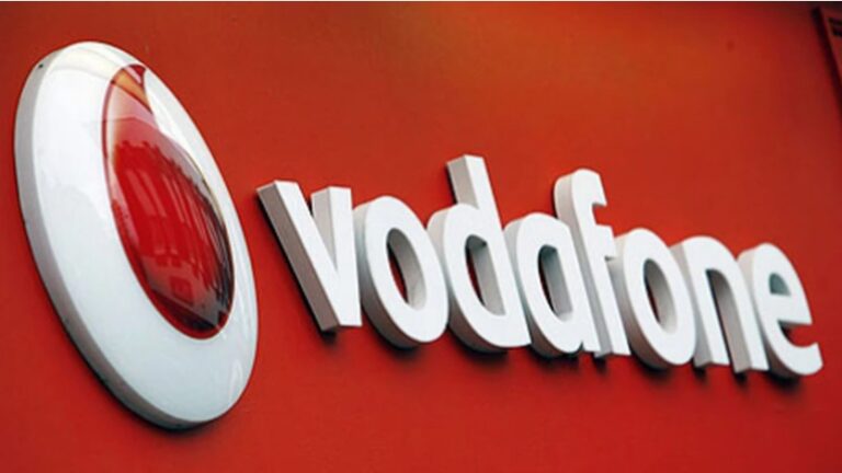 Vodafone a mai vândut un pachet de acţiuni la divizia de turnuri de telefonie mobilă