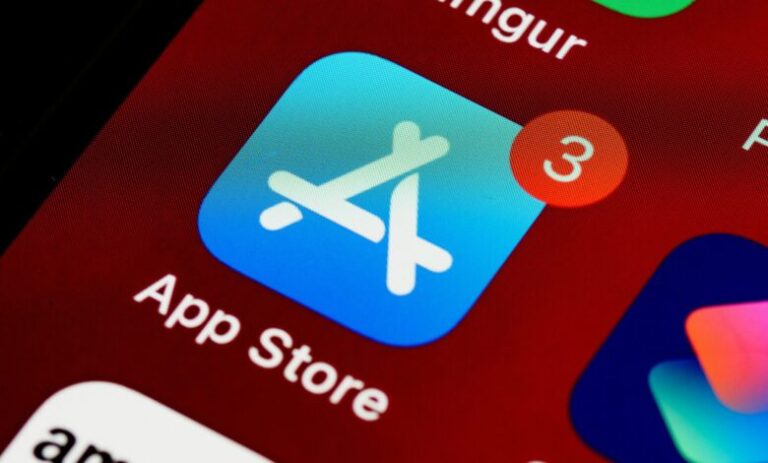 App Store va afișa adresele și numerele de telefon ale dezvoltatorilor de aplicații