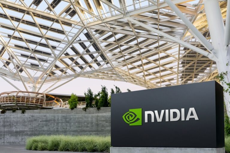 Nvidia, dată în judecată pentru antrenarea AI-ul cu filmările YouTube