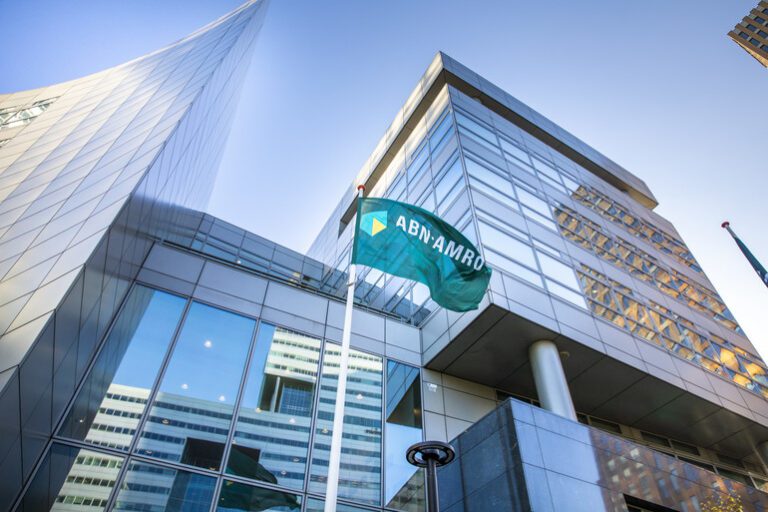 ABN AMRO Clearing Bank deschide un Hub IT în România