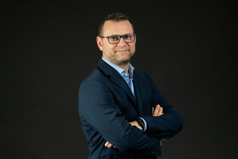 Mihai Matei, CEO al Essensys, dezvoltator de soluţii software, cu 130 de angajaţi la nivel naţional: În 2025, pariem pe AI pentru a accelera digitalizarea şi a creşte cifra de afaceri cu 10-15% faţă de anul trecut