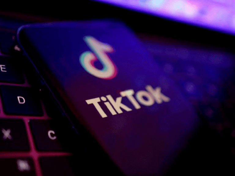 JD Vance anticipează un acord ”la nivel înalt” pentru TikTok până la termenul-limită din 5 aprilie