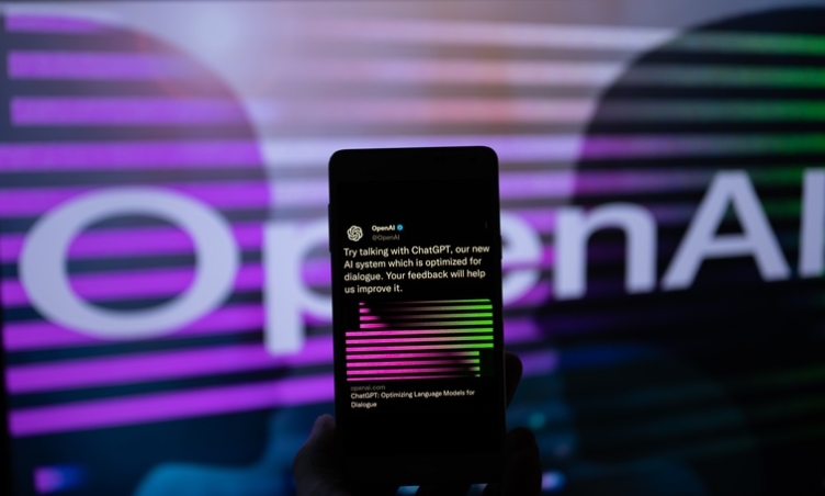 OpenAI negociază cu Microsoft pentru noi fonduri și o posibilă listare la bursă
