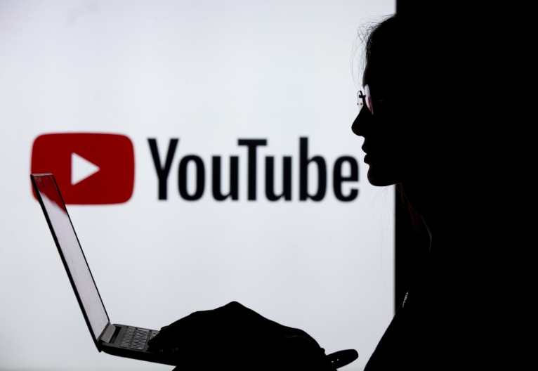 Platforma YouTube, favorită să transmită în exclusivitate un meci NFL pentru prima dată