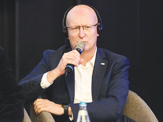 Günter Krasser, Infineon: România devine un sweet spot pentru R&D în microelectronică. Inginerii români nu mai vor să plece din ţară, vor să rămână aici. România atrage investiţii strategice în cercetare şi dezvoltare, devenind un hub regional pentru industria semiconductorilor